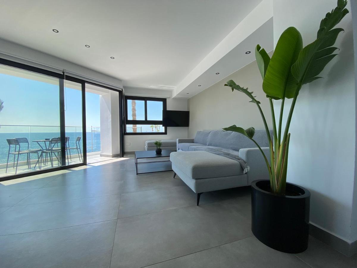 Sea La Vie #2 - Luxury Seaview Apartment Paphos Extérieur photo